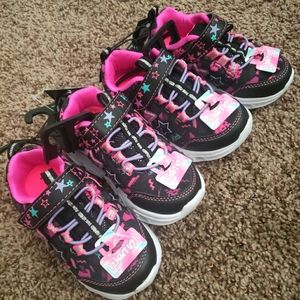 Toddler girl's light up shoes